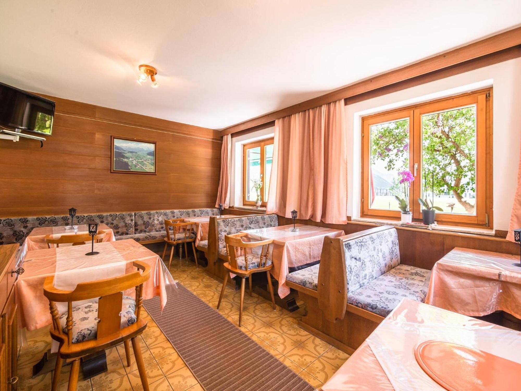 Contemporary Apartment In Maishofen Near Ski Area Екстер'єр фото